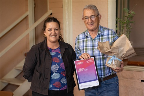 Barnawartha Citizen of the Year  with Indigo Shire Mayor Sophie Price.jpg